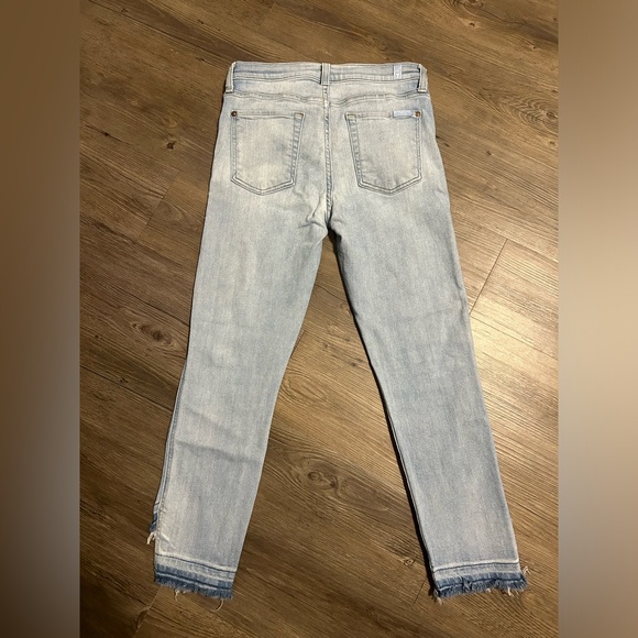7 For All Mankind skinny crop jeans - Picture 2 of 4